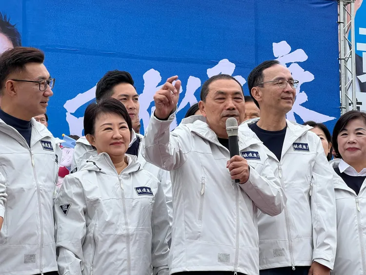 侯友宜說，為了台灣要撩落去。鮮明攝