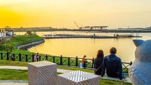 母單男交女友！發現她大5歲感覺沒未來　網見這點斥他：有人要不錯了