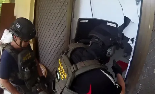 製毒工廠隱身高雄山區別墅 警破門逮2男起獲逾百公斤安毒