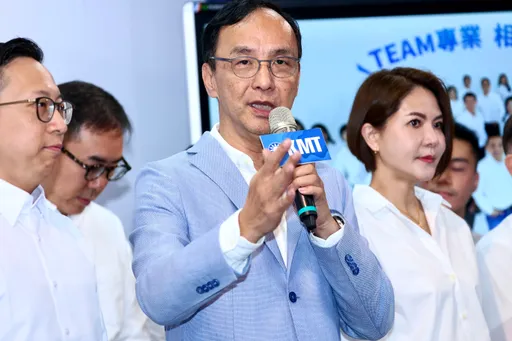 朱立倫爆民進黨緊張了!「準備面對侯康配當選」 力挺夏立言訪中關心台商