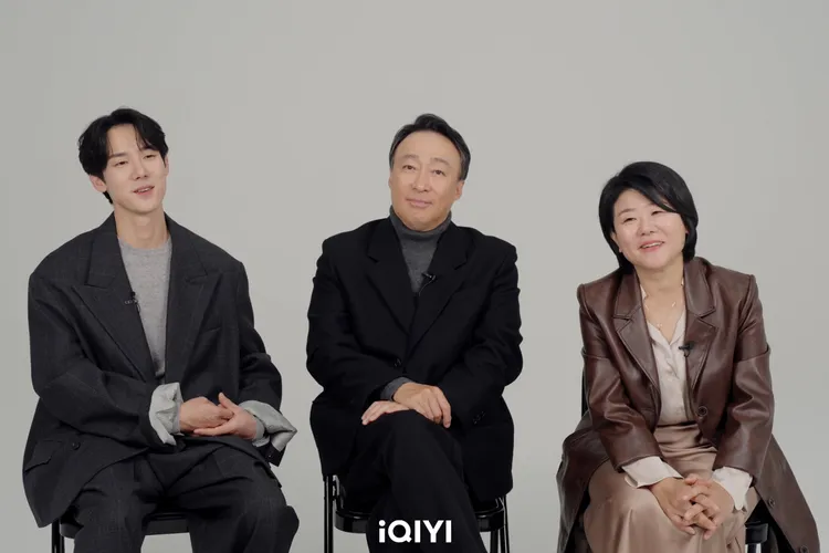 3人都曾來台旅遊，李星民（中）對吃火鍋不喝湯印象深刻，李姃垠難忘推拿師。愛奇藝國際站提供