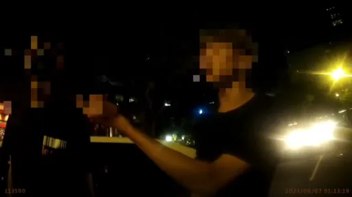 為吃一蘭拉麵併排違停遭扣車　車主譙警「幹Ｘ娘咧」下場慘了