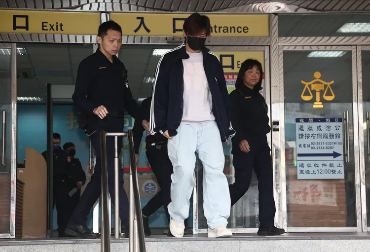 炎亞綸出庭。彭欣偉攝