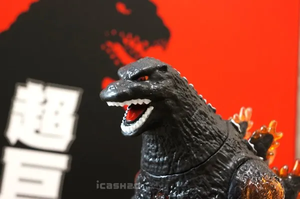 「哥吉拉紅蓮公仔 icash 2.0」。翻攝自「7-ELEVEN線上購物中心」