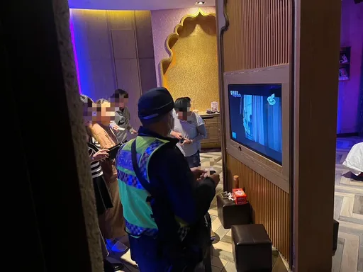 淨化選前治安 新店警連2日大規模臨檢轄內治安熱點