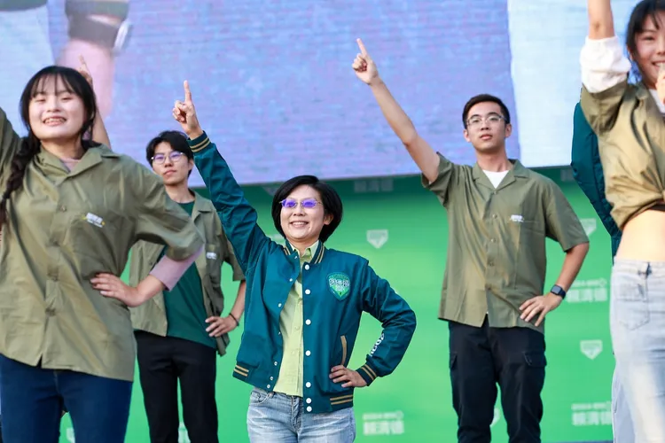 林岱樺提出「能源三本柱」政策。翻攝畫面