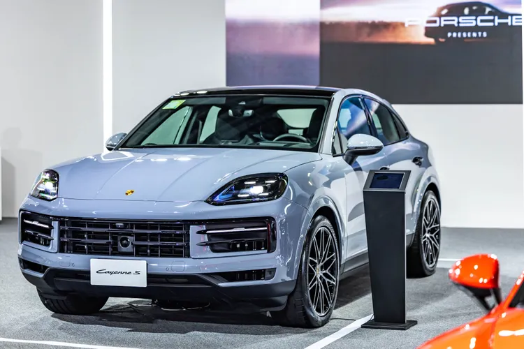 今年甫在台發表的小改款 Cayenne車系也於現場展出。業者提供