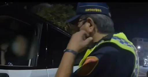 路虎男載妻小做出最壞身教 拒檢落跑罰更多!駕照牌照全註銷