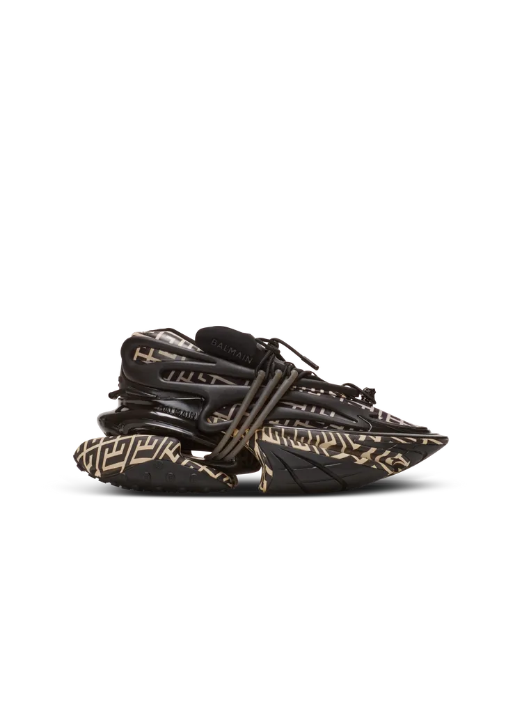 UNICORN低筒運動鞋（迷宮花園印花），4萬9200元。品牌提供