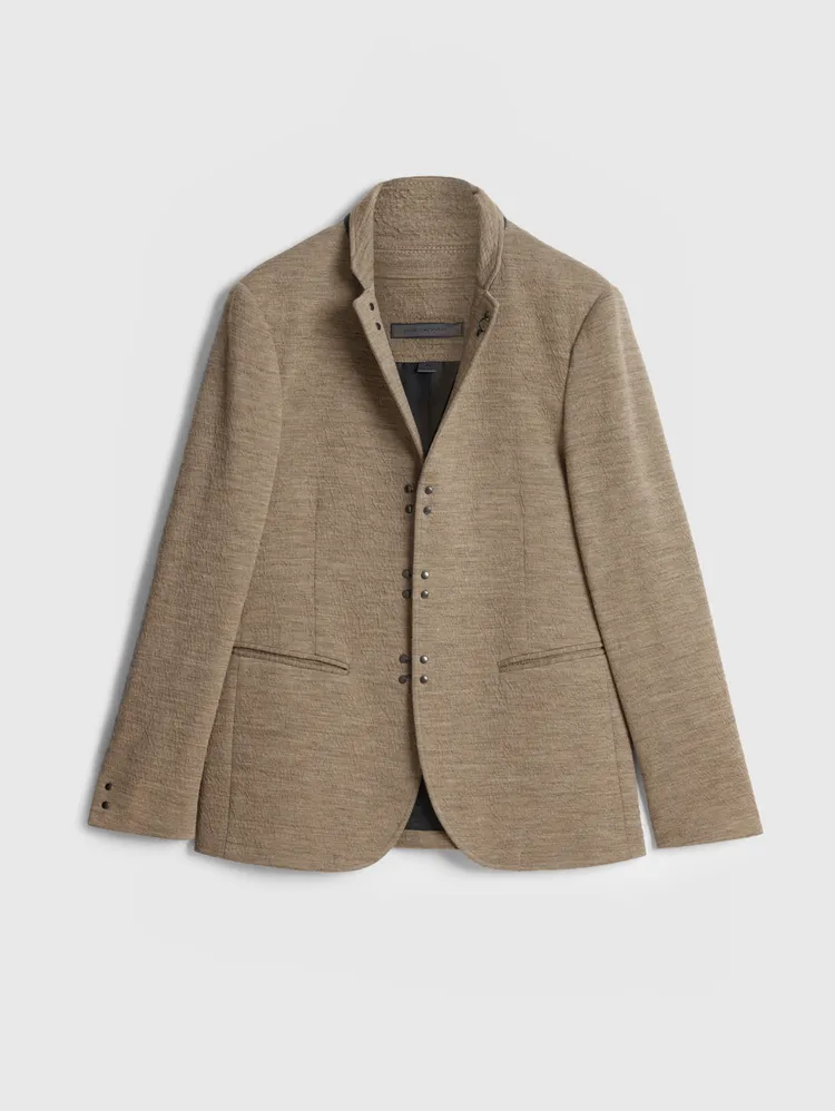 MADISON西裝外套，4萬8700元。品牌提供