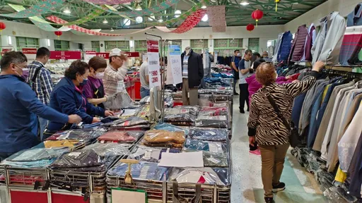 新竹最大特賣發熱被、保暖衣2折起　遠東新埔化纖廠展售會千人瘋搶
