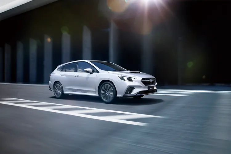 Subaru WRX 4D 2.4 EyeSight及WRX Wagon 2.4 EyeSight，本月入主可享150萬72期0利率專案。原廠照片