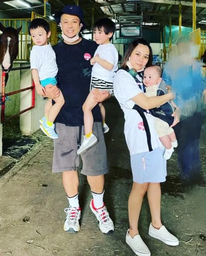 張致恆與老婆生活困頓卻4年生4個小孩。翻攝張致恆IG