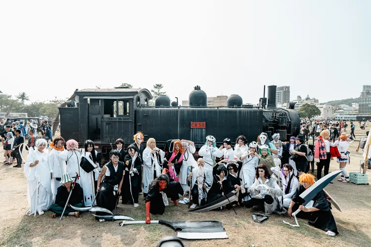 「2023駁二動漫祭同人誌創作展」12/16在高雄駁二盛大舉行。翻攝自臉書「駁二藝術特區 The Pier-2 Art Center」