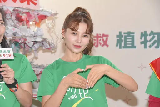 謝京穎還原2度求婚 他告白「一定是哪裡抄來的」