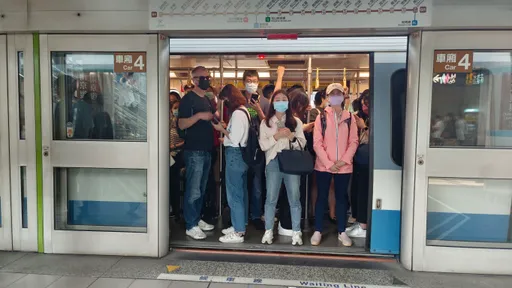 天冷搭捷運悶到爆汗！北捷關冷氣了?　業者曝溫度