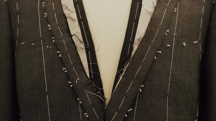 訂製西服可在各個細節展現自己獨特的個性。品牌提供