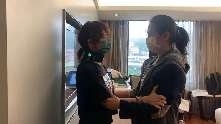 林微弋（左）稱自己是「神主牌」，保護演員不要身心靈受傷。林微弋提供