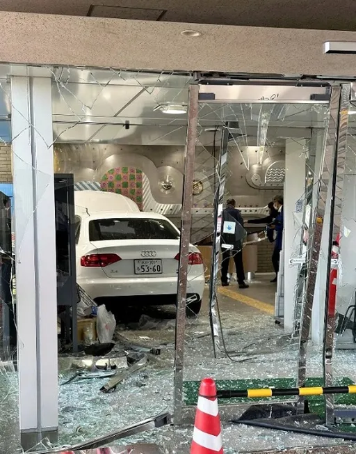 日本莽男連幹兩起汽車衝撞案3人傷 「我對市府有怨恨」