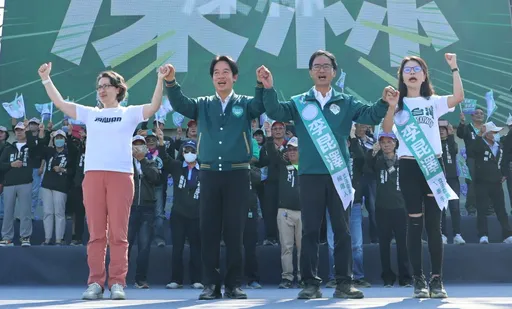史上第一人!赖萧大赞李昆泽连续22次获选公督盟优秀立委