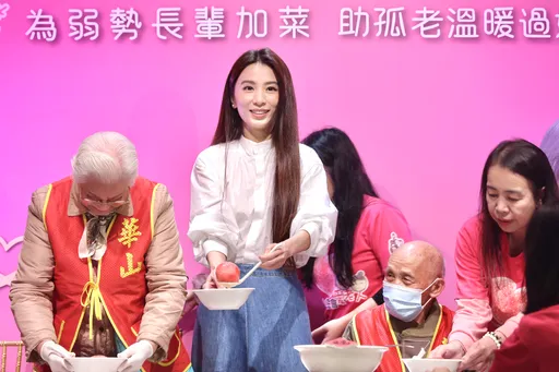 田馥甄怎麼了?有感Selina升格當媽、突嘆「孤家寡人」