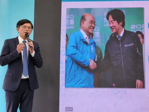 空照圖曝光!黃國昌斥賴清德說謊 萬里老家2003年才起建「非工寮改建」
