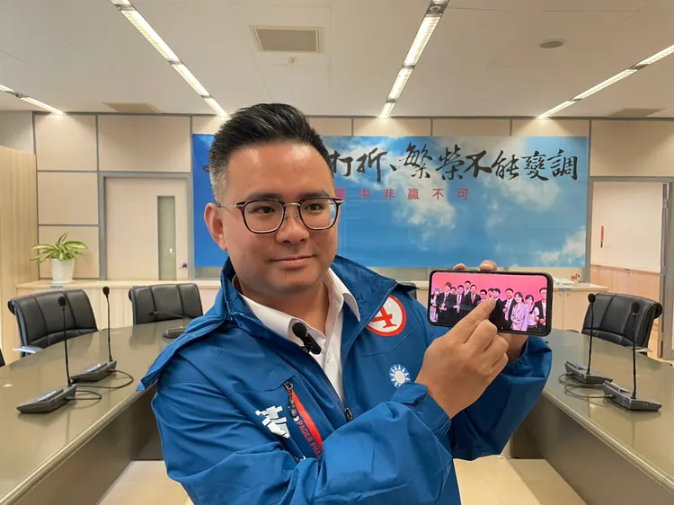 黃健豪批評民進黨不抹紅就不會選舉。黃健豪競總提供