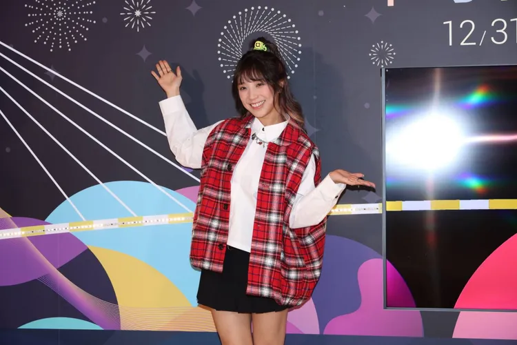 梁舒涵跨足歌唱。攝影中心攝