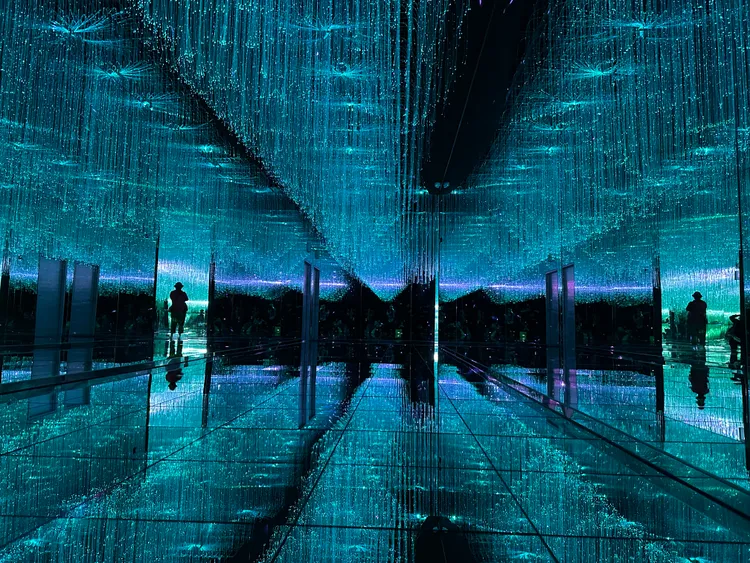 麗水NOCTEMARE是觀賞多媒體秀的地方。陳怡文攝