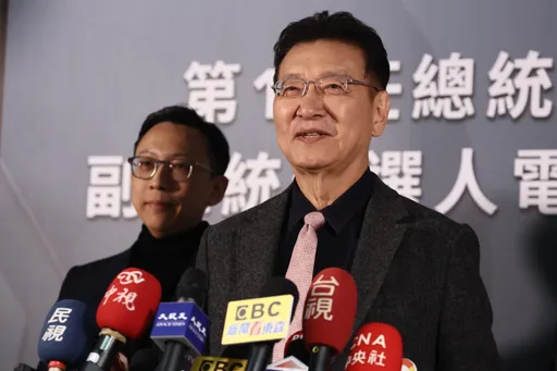 國防部怒了！遭趙少康質疑高價買「死神無人機」　秀4國購買價打臉