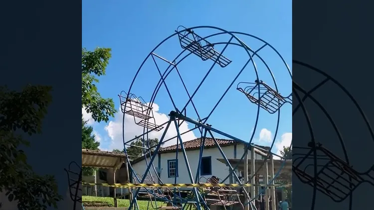 摩天輪目前已被拉上封鎖線禁止使用。翻攝自《REDEMAISHD》