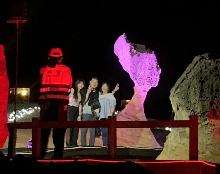 女王頭是野柳知名景點。陳怡文攝