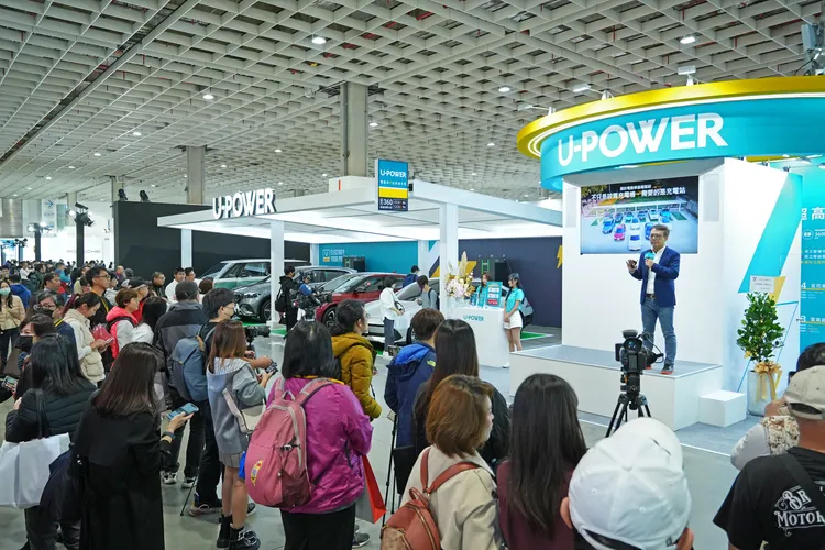 U-POWER創辦人暨執行長陳鵬旭表示，在EV 2.0時代消費者的關注將是「充電有多快、時間能縮短多少、服務體驗有多好」。業者提供