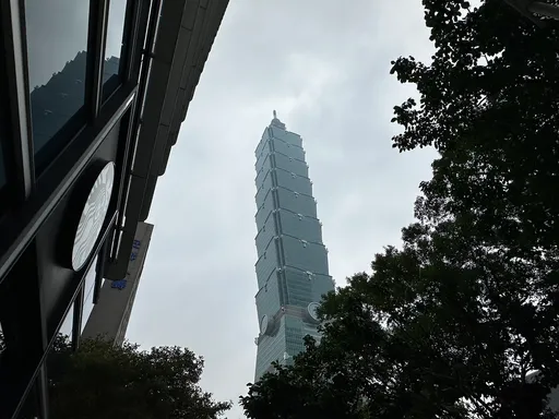 跨年、元旦升旗迎空污!戶外活動建議配戴口罩