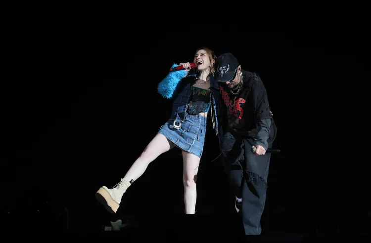 熱狗（右）和徐懷鈺世紀破冰。本色音樂提供