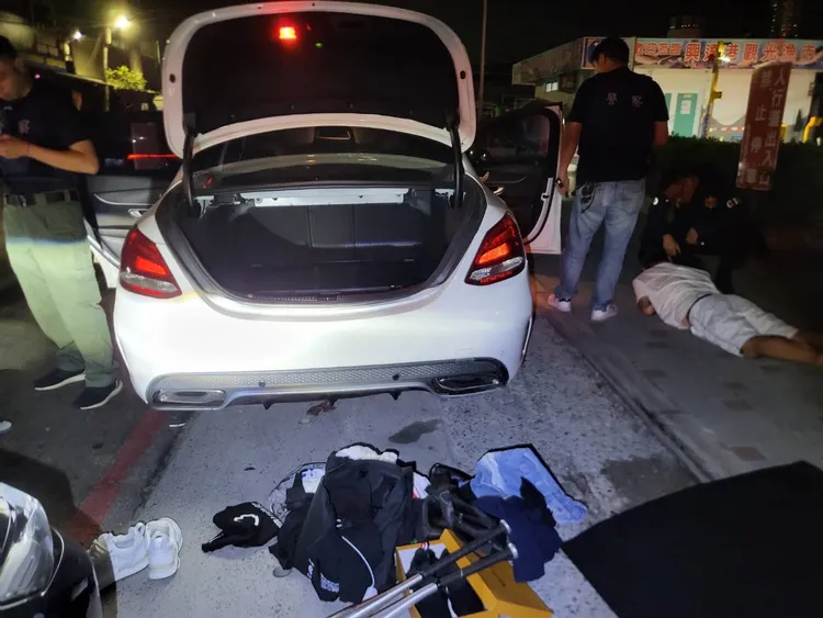 警方循線逮捕4嫌到案。讀者提供