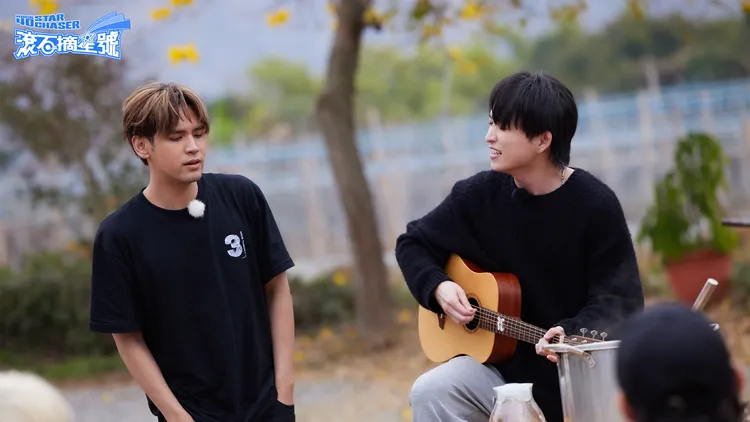 九澤CP在節目中獻唱。滾石唱片提供