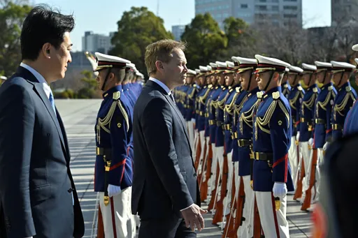 挺航行自由 英防相:英國軍艦有權通過台灣海峽