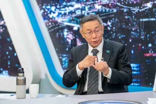 「好的,我投柯」洗版惹人嫌 他揪反串证据:大选结果不难预见