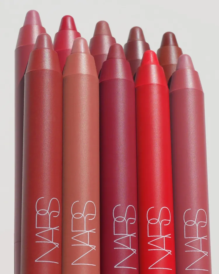 NARS特霧絲柔精準唇筆，各1050元。品牌提供