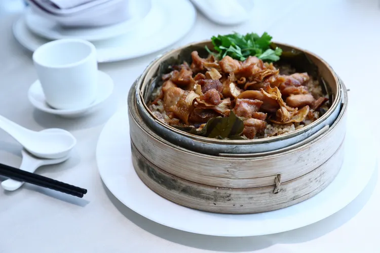 麻香雞丁米糕。彭欣偉攝