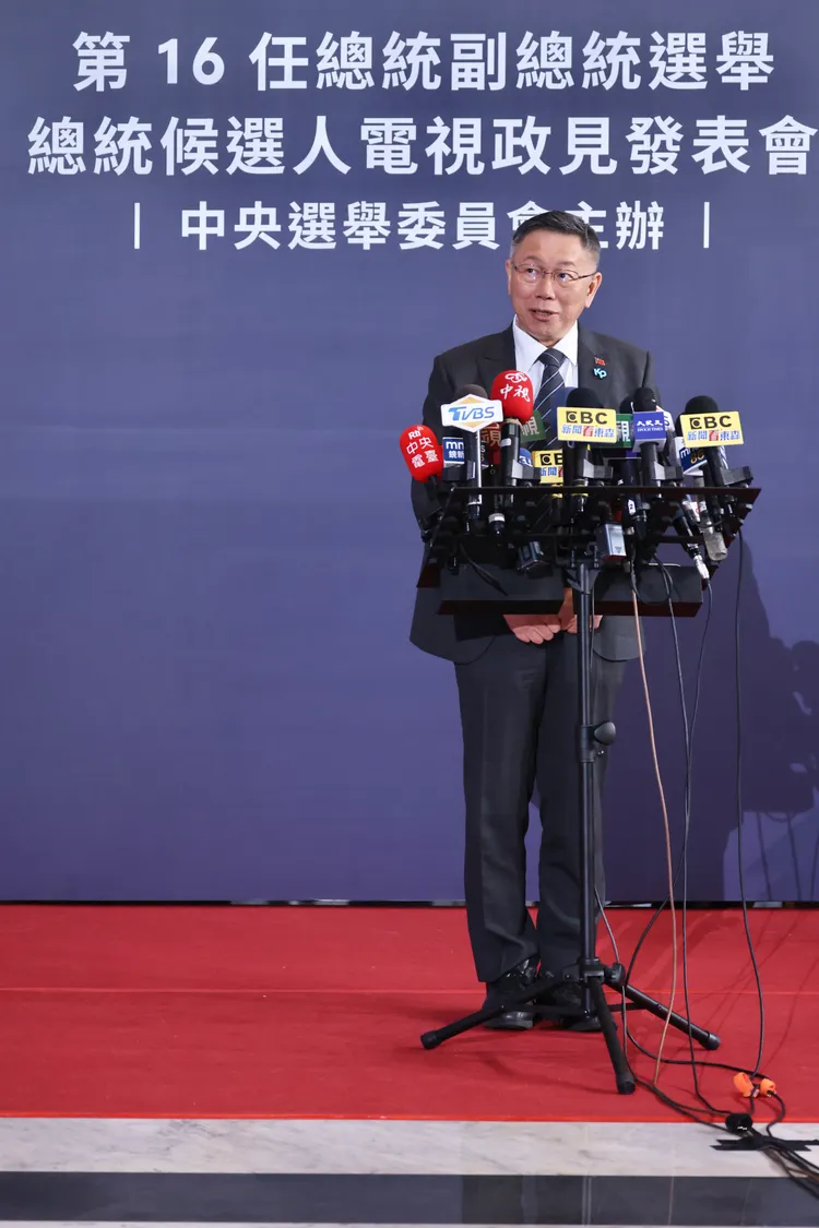 柯文哲認為賴清德今天喊老家要信託作為「礦工生活紀念館」，一切too late。林林攝