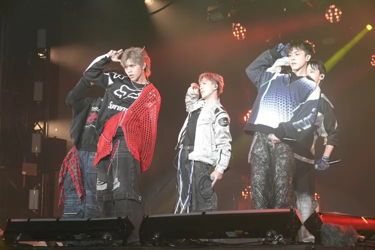 ALL IN 5帶來〈Water〉等曲目。江孟謙攝