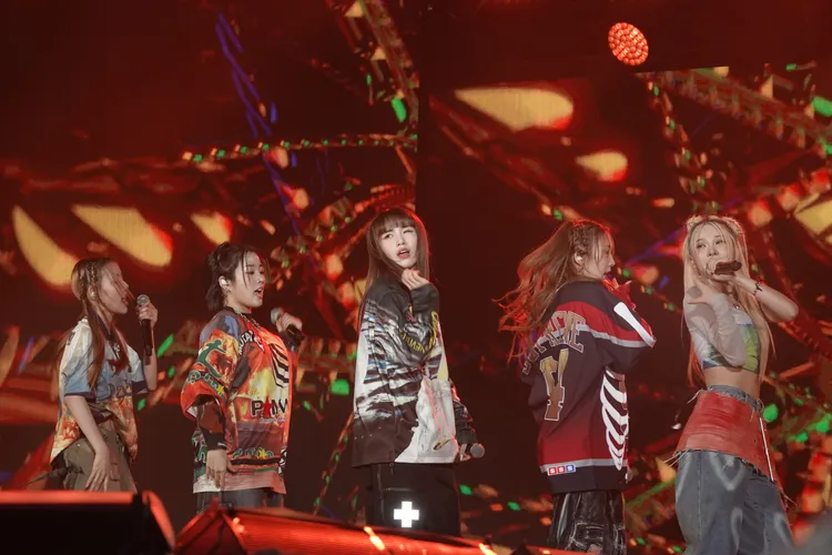 活動由韓國新生代女團，YOUNG POSSE擔任開場表演嘉賓。江孟謙攝