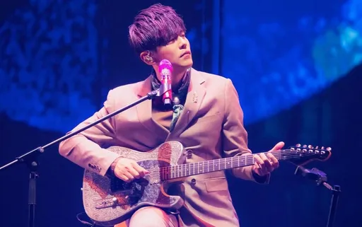 五月天、林俊傑接連被狙擊!周杰倫演唱會提早半年賣票衰挨批「吃相難看」