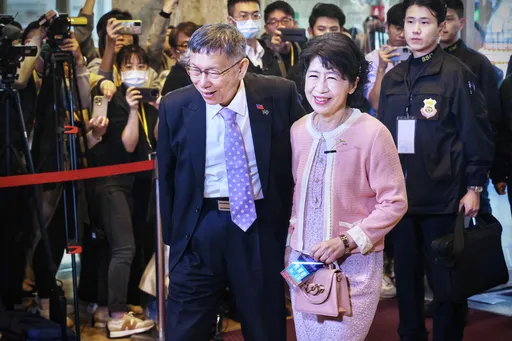 總統辯論會|賴、侯、柯到場! 陳佩琪陪柯文哲現身