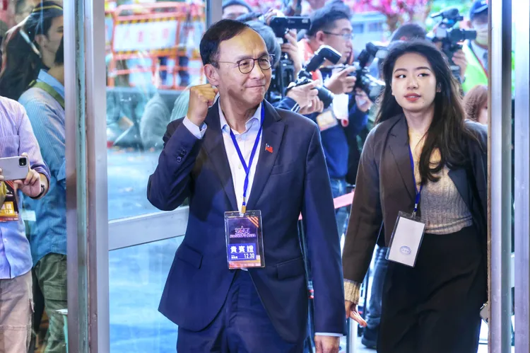 朱立倫也到場為侯友宜加油。林林攝