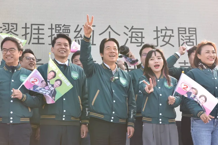 賴清德針對高雄提出三大主軸九大建設，要將高雄打造成海洋首都。賴總部提供