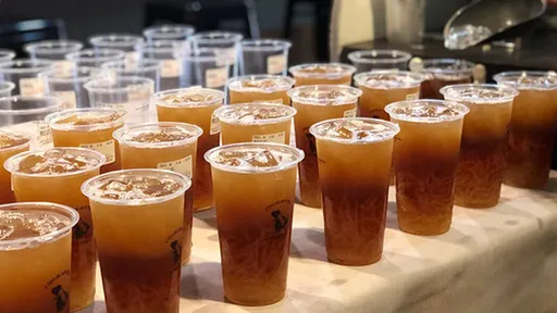 手搖飲嗆「綠蛆就是噁心」 總公司:員工已離職、分店將解約