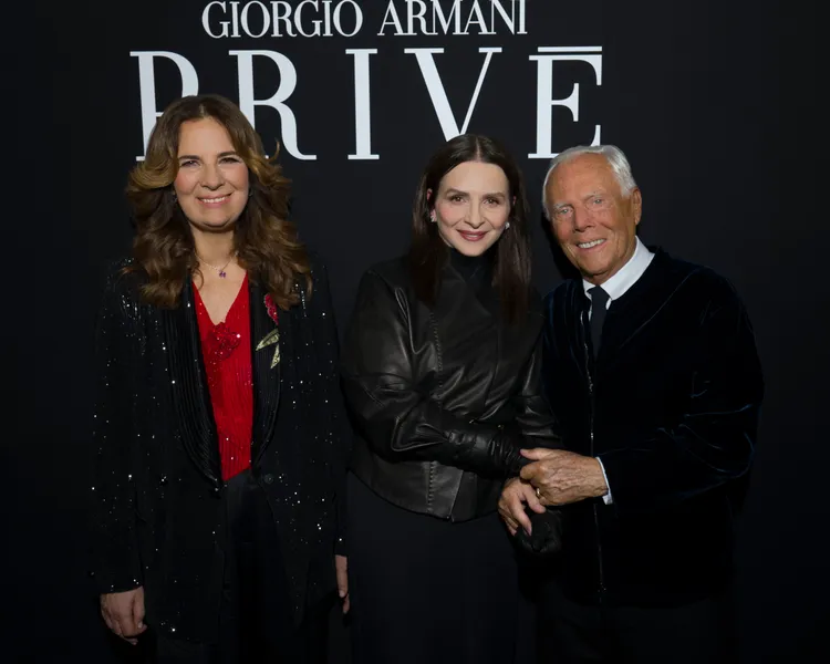 法國影后茱麗葉畢諾許（中）。品牌提供